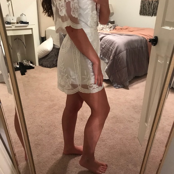 White lace romper - Picture 5 of 5